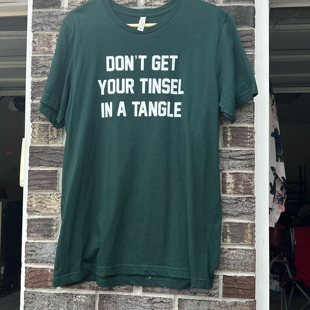 Don’t get your tinsel in a tangle shirt